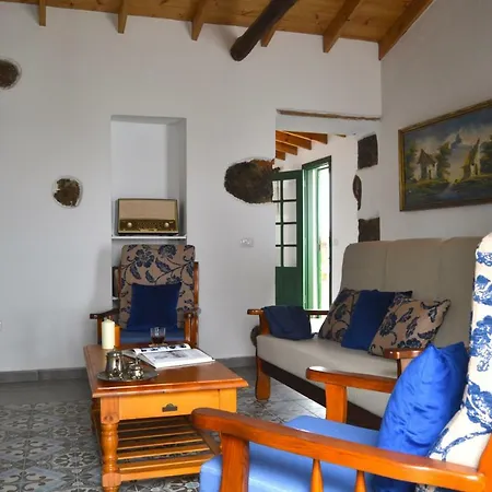 Casa Rural El Emigrante *